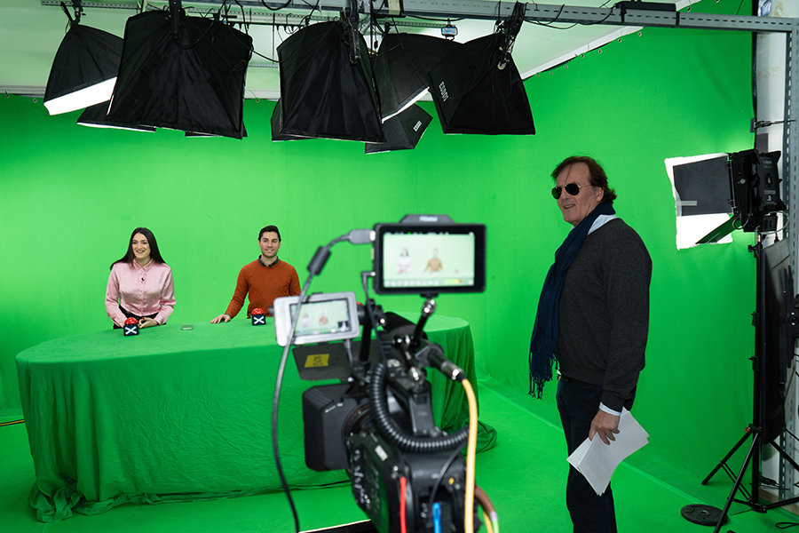Quiz Televisivo Marco Senise Claudio Insegno Red Aria Blu